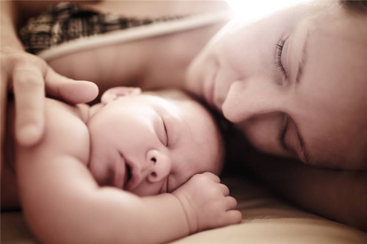 睡眠常识：宝宝一岁前睡眠能力发展的关键“里程碑”